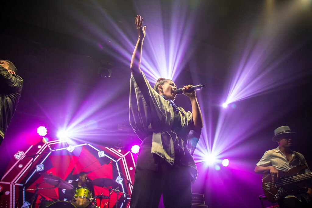 Maliq D Essentials